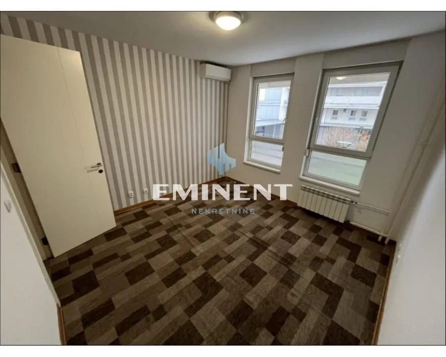 Izdavanje, stan, 56m², Novi Beograd Blok 67, Novi Beograd Sve Podlokacije