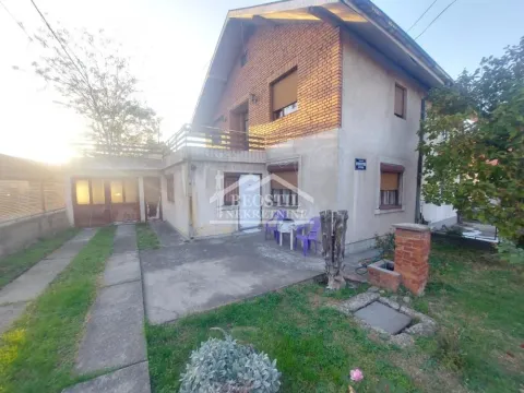 Sale, house, 70m², Carina, Smederevo