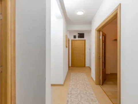 Prodaja, trosoban stan, 110m², Pržno, Budva - image 8