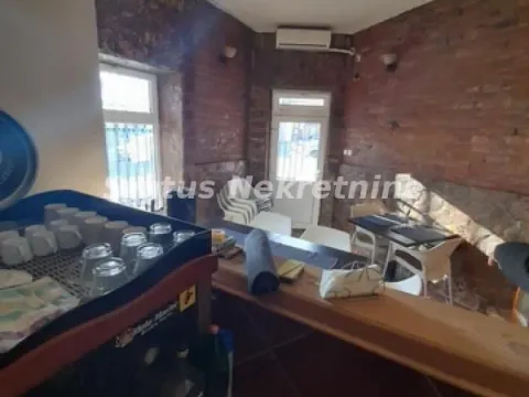 Prodaja, kuća, 160m², Zrenjanin, Srbija - image 16