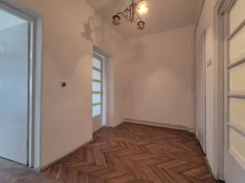 Sale, two bedroom apartment, 59m², Skadarlija, Beograd - image 3
