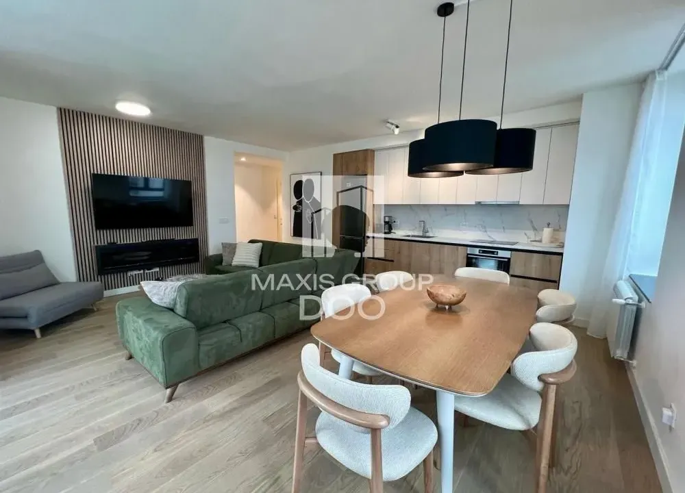 Prodaja, trosoban stan, 95m², Savski Venac, Beograd