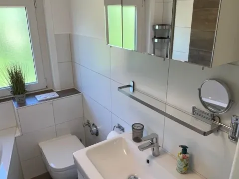 Izdavanje, trosoban stan, 58m², Centar, Kragujevac - image 11