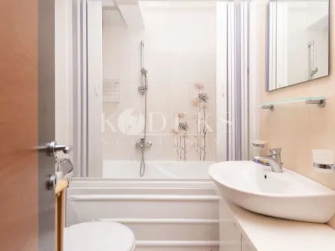 Rent, two bedroom apartment, 70m², Stari Aerodrom, Podgorica - image 7