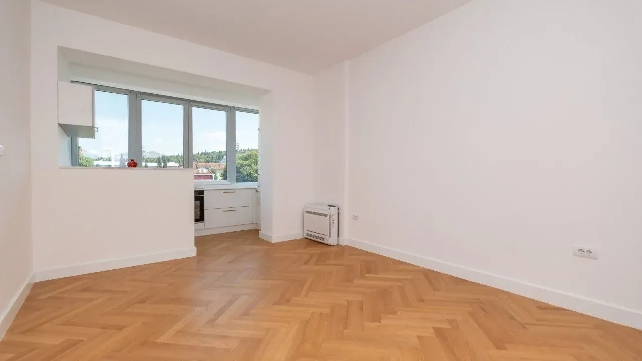 Rent, two bedroom apartment, 70m², Podgorica, Crna Gora