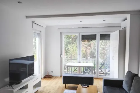 Rent, one bedroom apartment, 40m², Gorica C, Podgorica - image 6