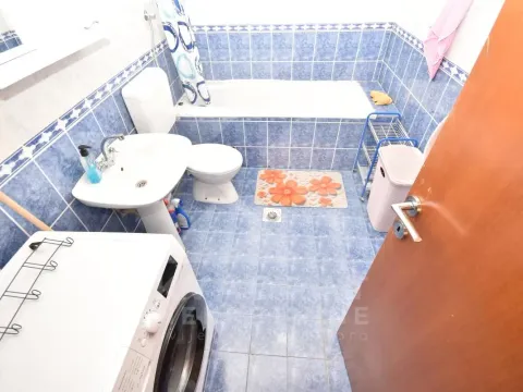 Izdavanje, dvosoban stan, 65m², Dalmatinska ulica, Podgorica - image 8