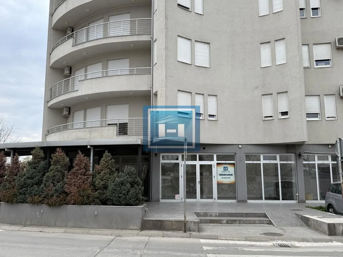 Rent, office space, 120m², Aqua park, Jagodina