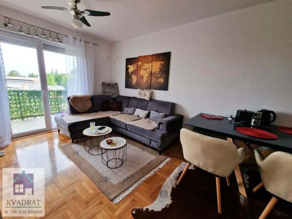 Prodaja, jednosoban stan, 44m², Centar, Ub