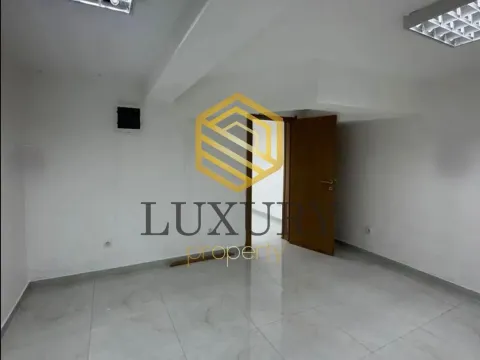 Sale, office space, 64m², Gintaš, Podgorica - image 4