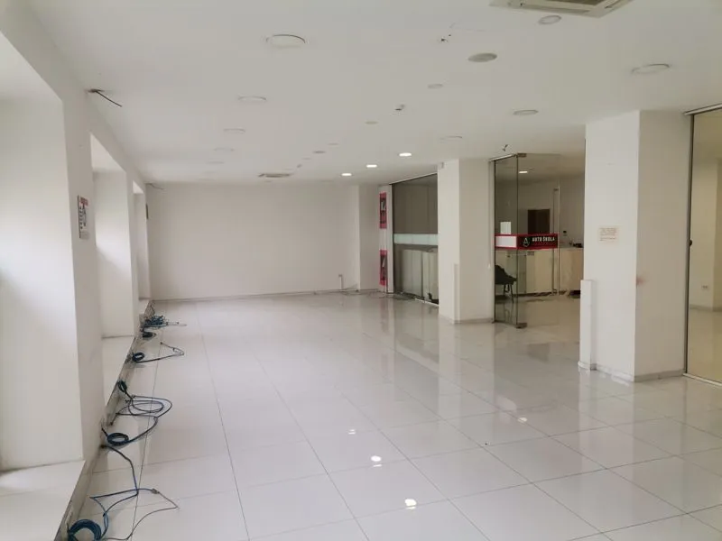 Prodaja, poslovni prostor, 179m², Stari Grad, Beograd