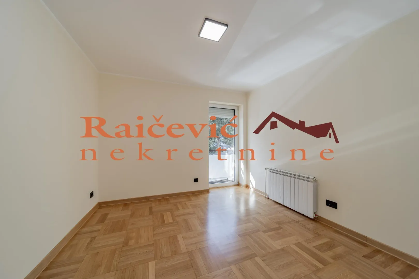 Prodaja, četvorosoban stan, 123m², Voždovac Sve Podlokacije, Beograd