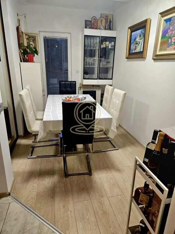 Izdavanje, trosoban stan, 80m², Bogoslovija, Palilula Sve Podlokacije