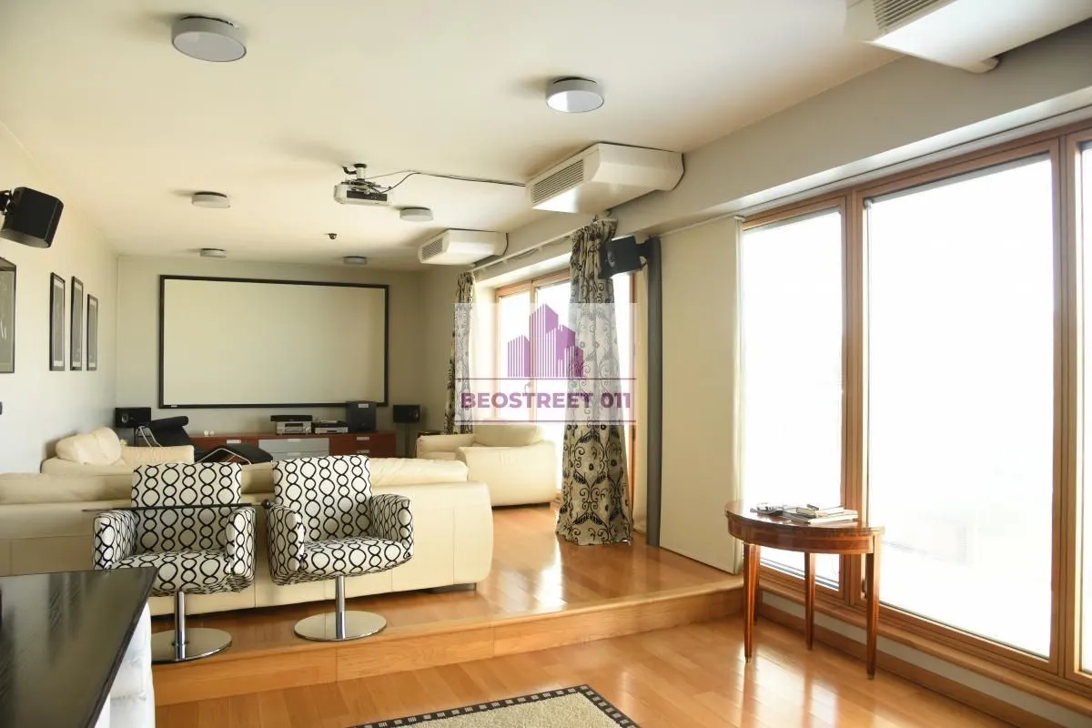 Prodaja, kuća, 900m², Dedinje Sve Podlokacije, Beograd