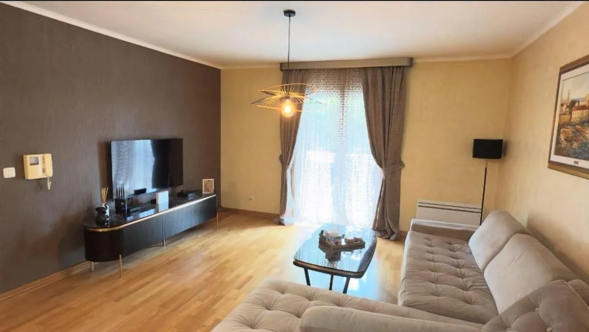Prodaja, dvosoban stan, 86m², Bečići, Budva