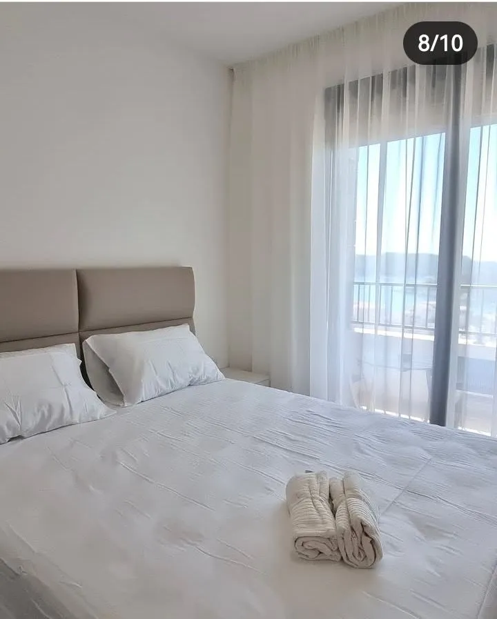 Rent, one bedroom apartment, 44m², Bečići, Budva