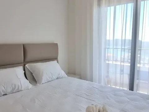 Rent, one bedroom apartment, 44m², Bečići, Budva - image 6