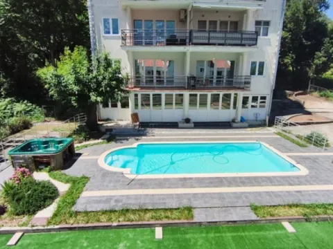 Prodaja, dvosoban stan, 97m², Prčanj, Kotor - image 13