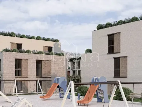 Prodaja, stan, 48m², Kotor, Crna Gora - image 4