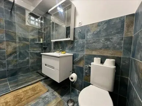 Izdavanje, trosoban stan, 80m², Kalenić Pijaca, Vračar Sve Podlokacije - image 19