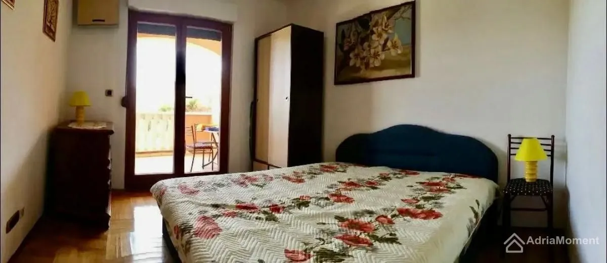 Sale, one bedroom apartment, 54m², Petrovac, Budva
