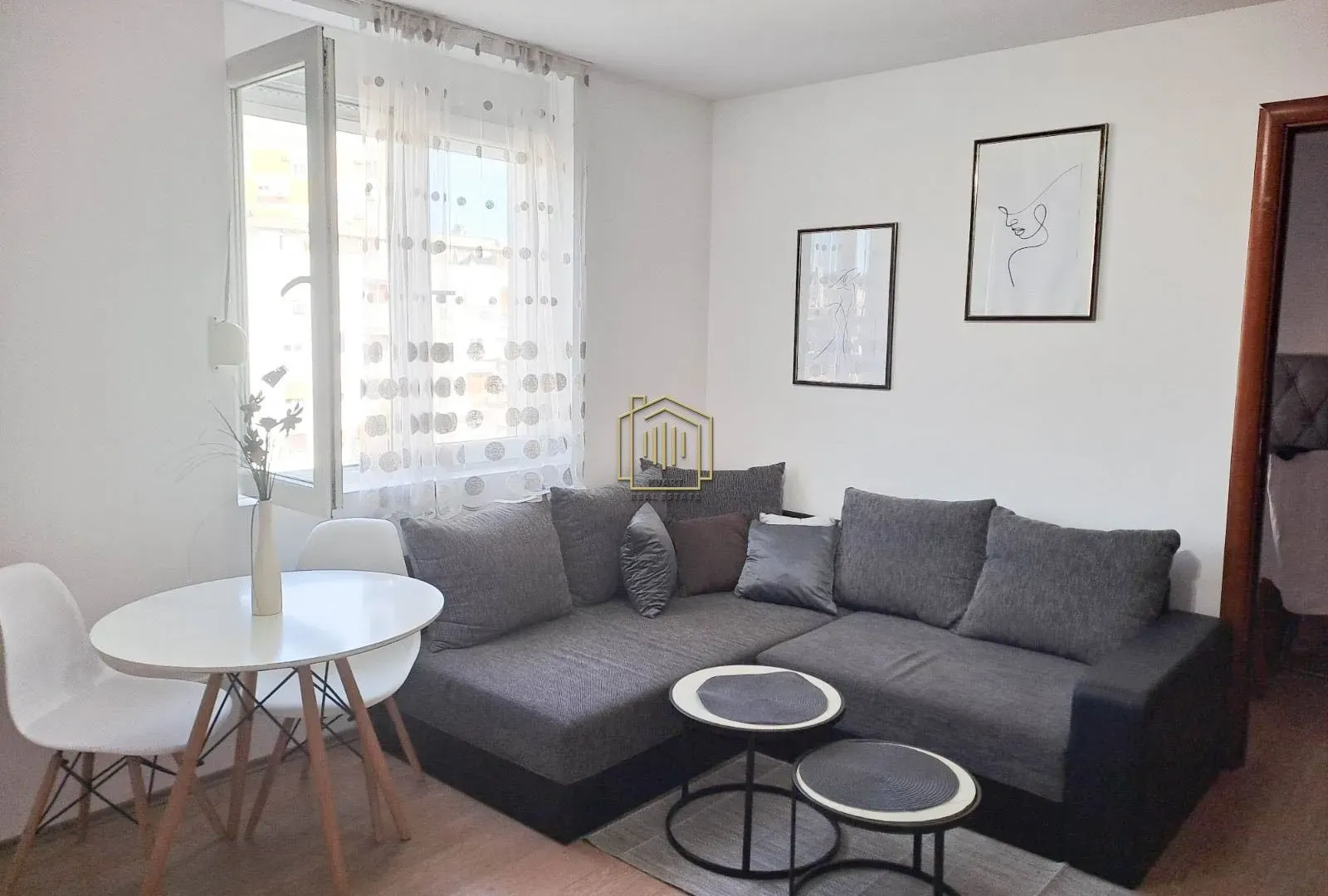 Izdavanje, jednosoban stan, 45m², Centar, Podgorica