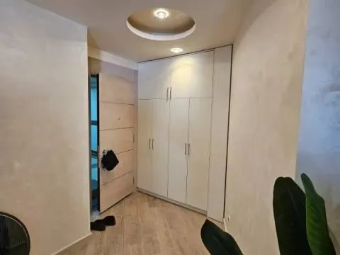 Prodaja, dvosoban stan, 104m², Budva, Crna Gora - image 9