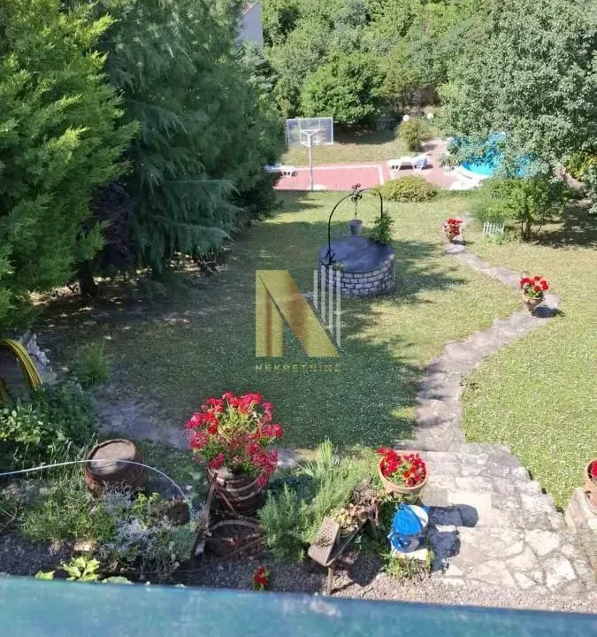 Prodaja, trosoban stan, 81m², Sremska Kamenica, Petrovaradin