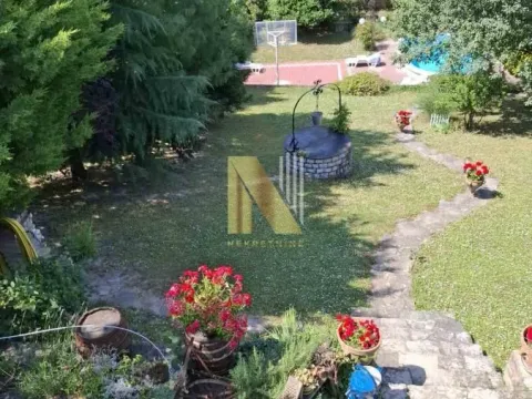 Stan in Sremska Kamenica