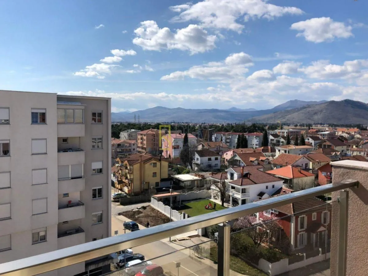 Prodaja, jednosoban stan, 45m², Blok 9, Podgorica