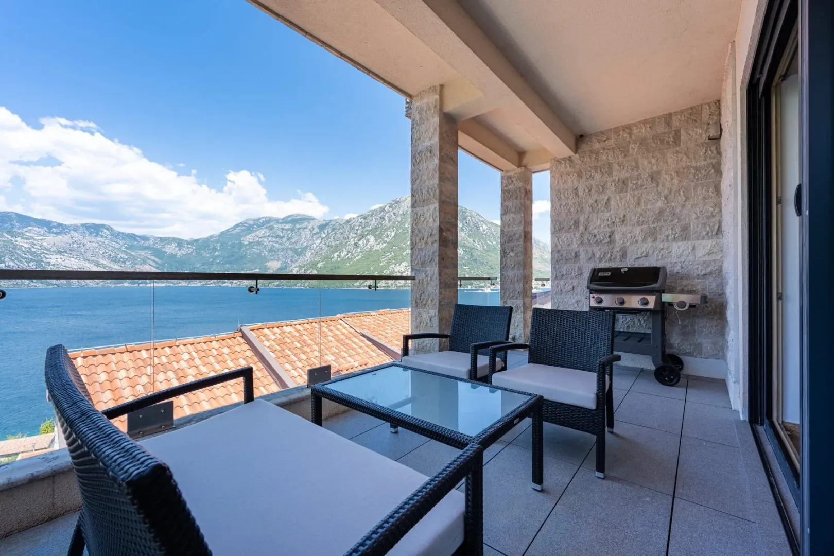 Prodaja, kuća, 146m², Kostanjica, Kotor