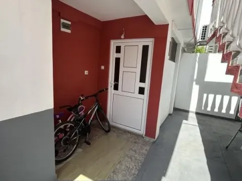 Rent, studio apartment, 30m², Šušanj, Bar - image 5