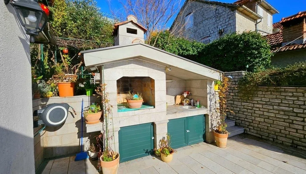 Prodaja, kuća, 296m², Herceg Novi, Crna Gora