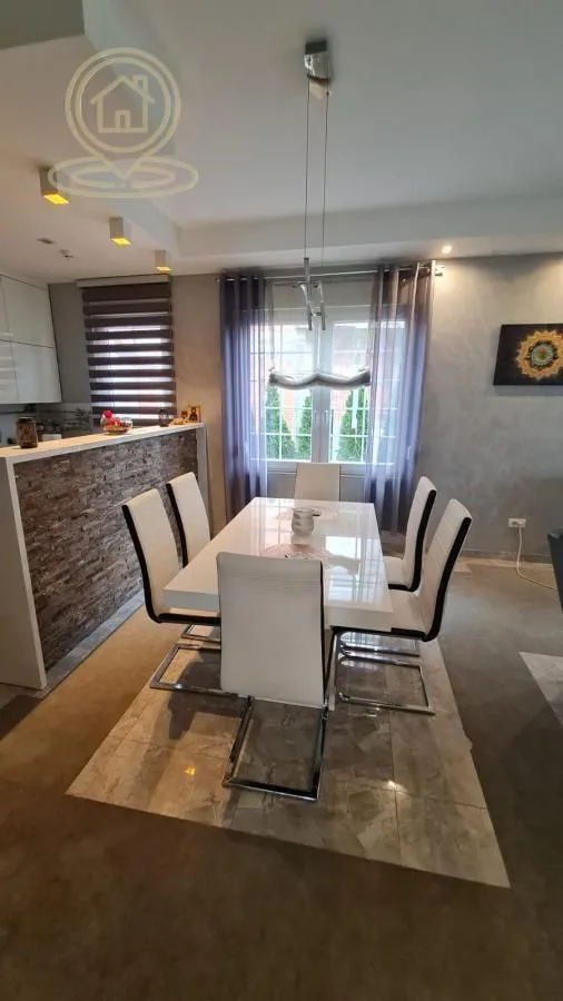 Sale, house, 206m², Palilula Sve Podlokacije, Beograd