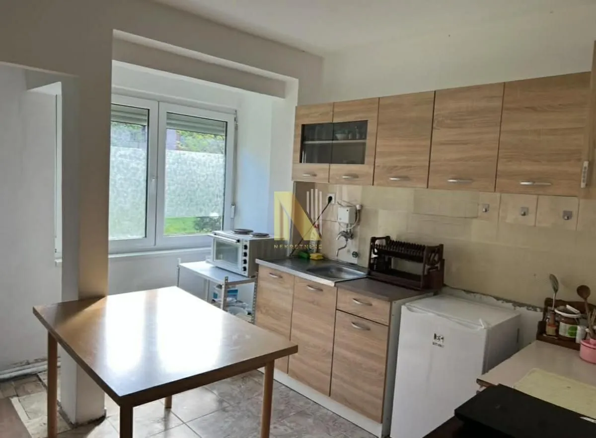 Prodaja, dvosoban stan, 42m², Satelit, Novi Sad Sve Podlokacije