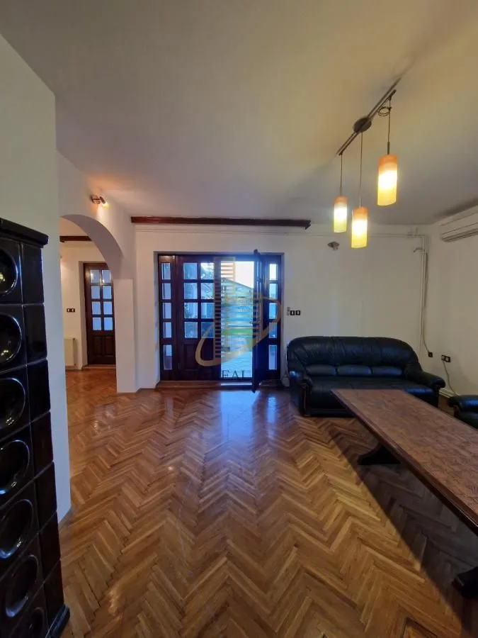 Rent, office space, 450m², Bulevar Evrope, Novi Sad Sve Podlokacije