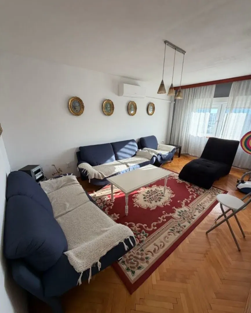 Izdavanje, dvosoban stan, 75m², Zabjelo, Podgorica