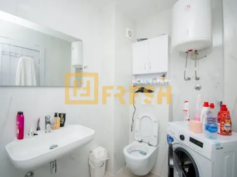 Sale, one bedroom apartment, 57m², Bečići, Budva - image 15