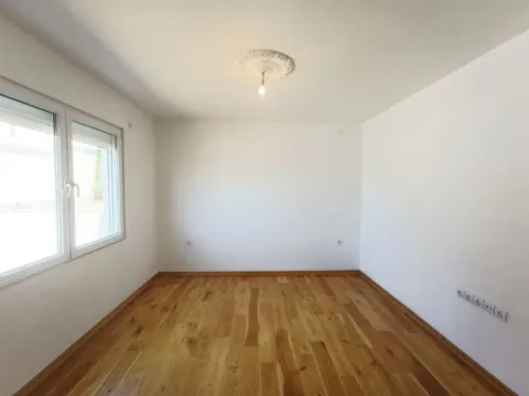 Sale, house, 350m², Šušanj, Bar - image 6