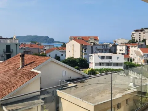 Izdavanje, dvosoban stan, 60m², Budva, Crna Gora - image 4