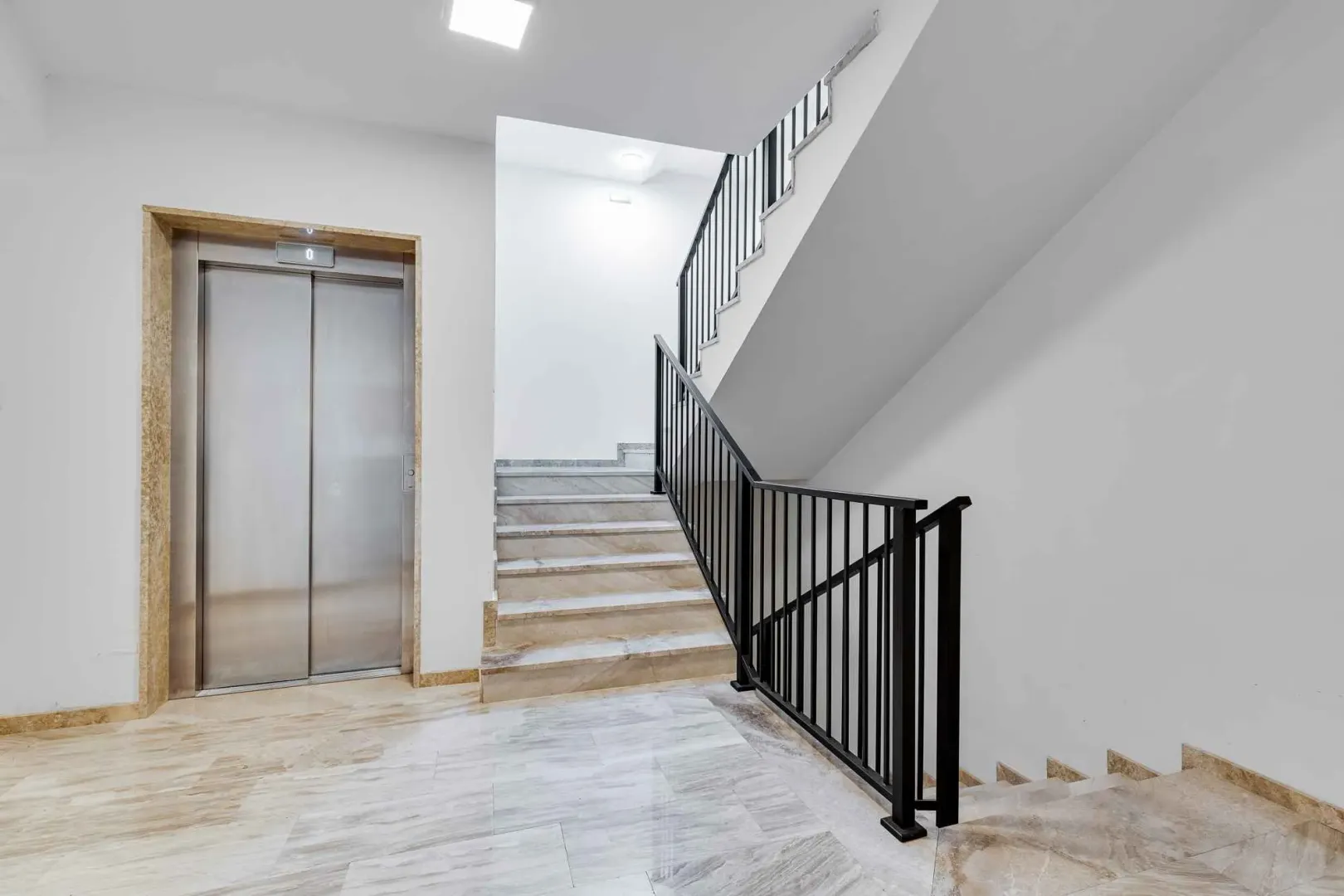 Sale, one bedroom apartment, 48m², Bečići, Budva
