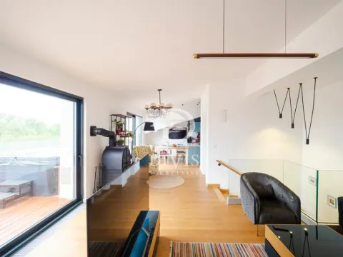 Prodaja, trosoban stan, 99m², Zemun Gornji Grad, Zemun Sve Podlokacije - image 4