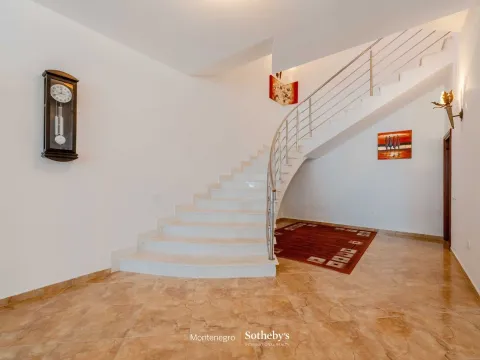 Sale, house, 416m², Utjeha, Bar - image 18
