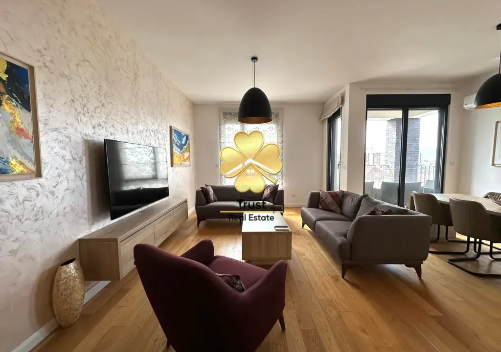 Rent, three bedroom apartment, 95m², City Kvart, Podgorica