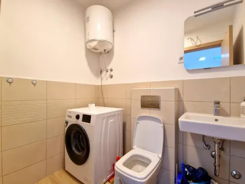 Izdavanje, jednosoban stan, 44m², Budva, Crna Gora - image 10