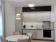 Izdavanje, jednosoban stan, 47m², Bečići, Budva - image 1