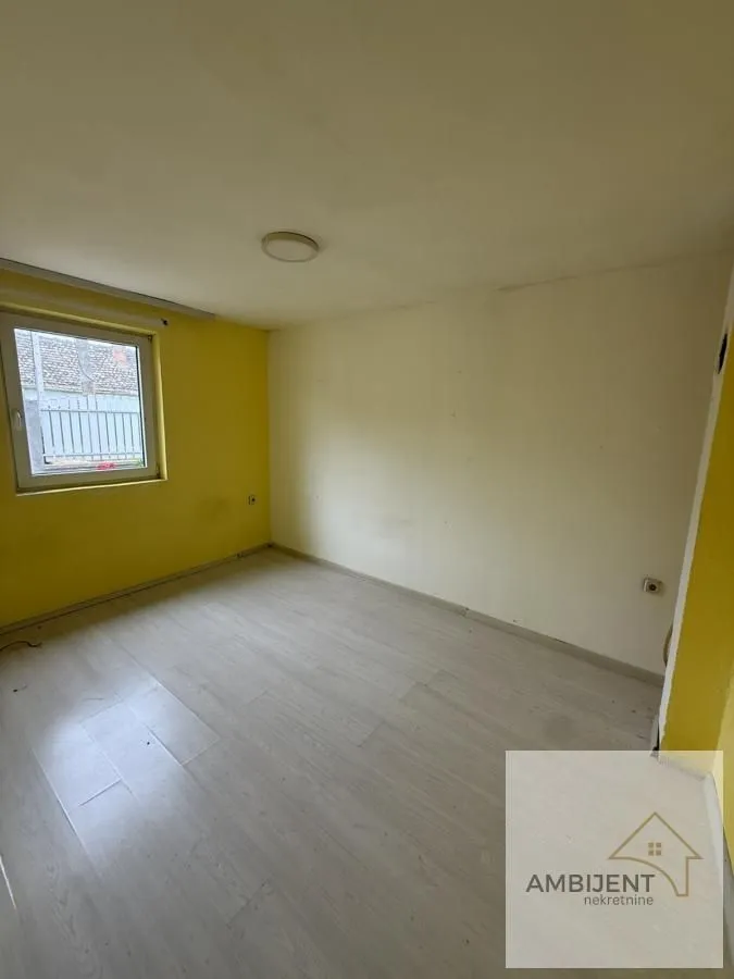 Prodaja, kuća, 80m², Novi Karlovci, Inđija
