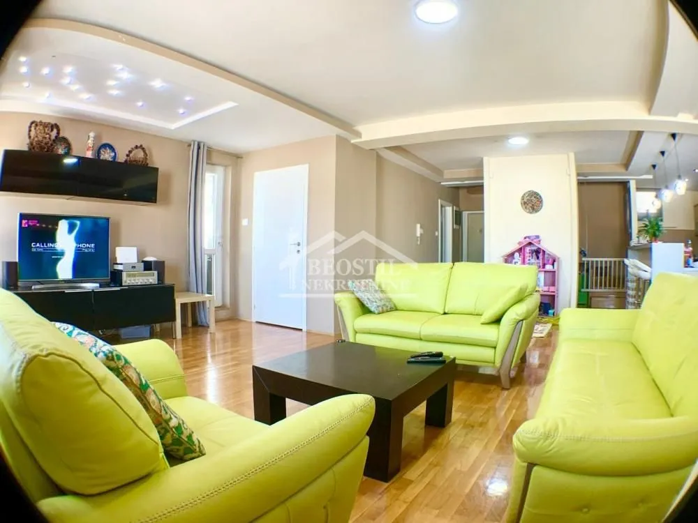 Sale, four bedroom apartment, 157m², Lion, Zvezdara Sve Podlokacije