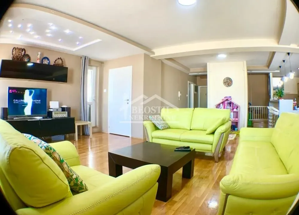 Sale, four bedroom apartment, 157m², Lion, Zvezdara Sve Podlokacije