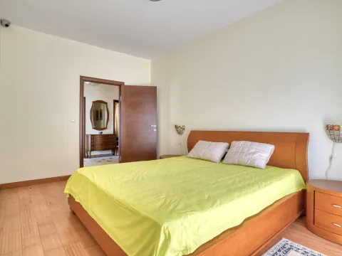 Sale, three bedroom apartment, 146m², Sveti Stefan, Budva - image 13